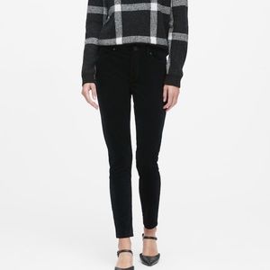 Modern Sloan Black Skinny-fit Velvet Pants